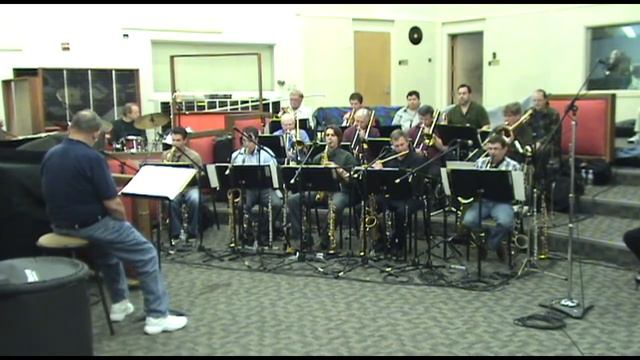 Easy Does It смотреть онлайн