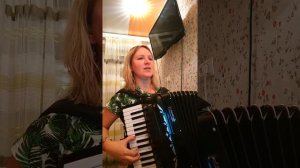 С Днем рождения! песня для именинников ,поет Любовь Гришанова