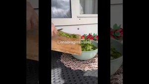 Салат с грибами.