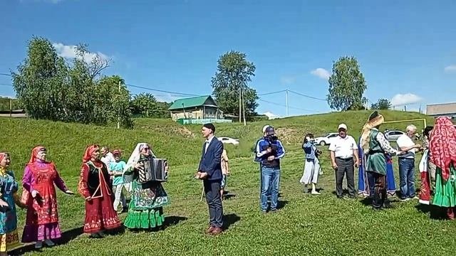 Встречаем гостей.