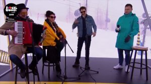 Ведущий Эдуард Меркер