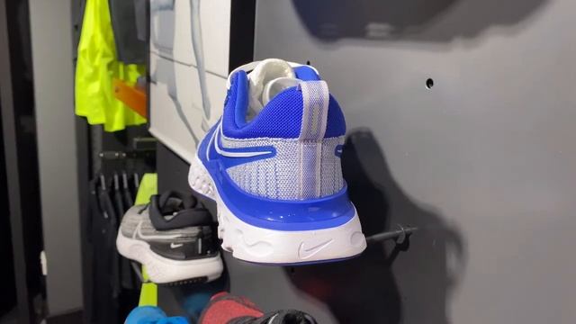 Nike React Infinity Run Flyknit 2 (White/Hyper Royal/Racer Blue/White) - SKU: CT2357-104 смотреть онлайн