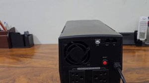 cyberpower 2200va 1320watt UPS UT2200E