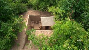 Survival Girl Camping Living Alone Building A Modern Underground House with Grass Roof and Sofa