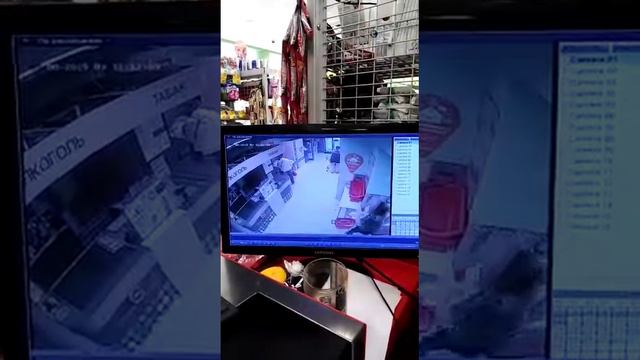Моя невнимательность в магазине "Пятёрочка", забыла колбасу в корзинке и я с дочерью ушла ... смотреть онлайн