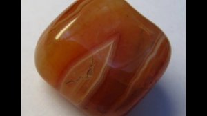 Драгоценные камни и минералы  Сердолик (карнеол ) / Gems and minerals Carnelian