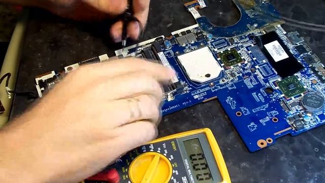 Диагностика Compaq CQ56 - нет изображения. Неужели снова 216-0752001... смотреть онлайн