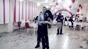 Красивый и страстный танец на свадьбе