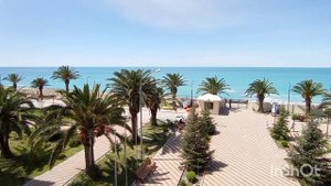 Абхазия, Гагры. Территория и номер отеля Amza Park Hotel 5*****
