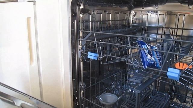 Подключение посудомойки Gorenje и установка столешницы с заходом под плитку (без плинтуса) смотреть онлайн