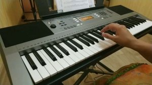 Как играть Гамму ля-минор гармонический, мелодический! Видеоурок на синтезаторе/фортепиано!