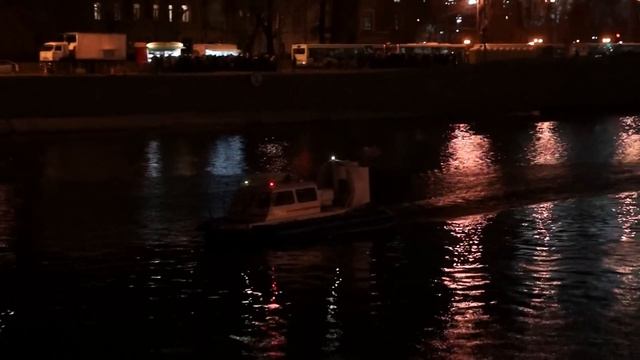 Sony SLT-A77, съемка с недостаточным освещением смотреть онлайн