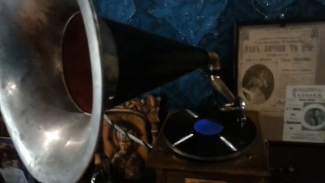 Ленингралский ансамбль под упр.Б.Киянова - "Вальс цветов"("Память цветов") смотреть онлайн