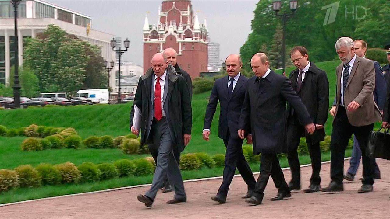 Путин В Кремле Фото