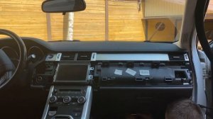 Как снять бардачок на evoque ч2