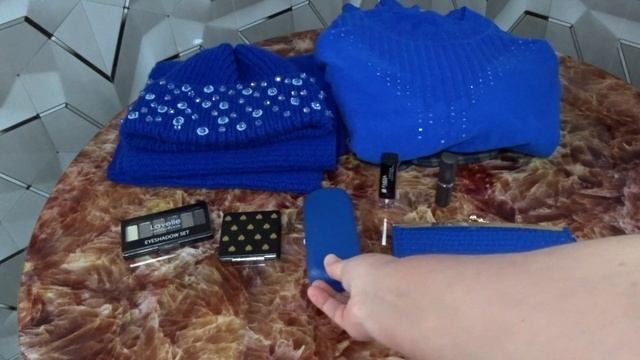 Благородный синий смотреть онлайн