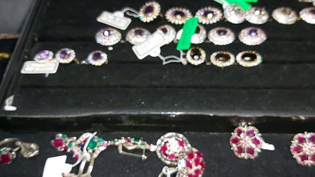 Наборы В серебре 925.Аметист, Раухтопаз,Корунд,Жемчуг. смотреть онлайн