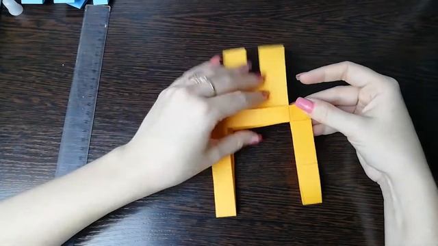 Как сделать новогоднюю гирлянду своими руками из бумаги. Новый год. Оригами