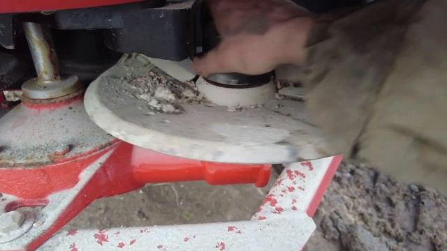 НАСТРОИЛИ РАЗБРАСЫВАТЕЛЬ, АГРОНАВИГАТОР