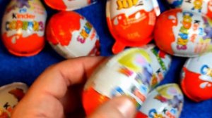 Satisfying Kinder Surprise & Kinder Joy Video   Egg ASMR 17