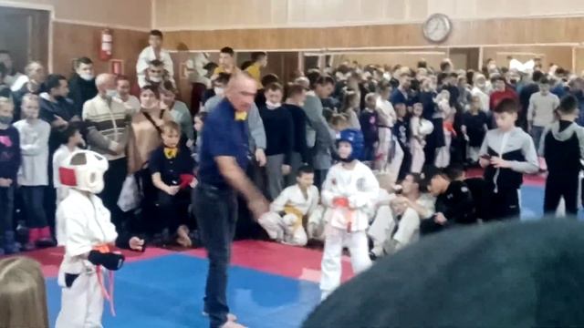 Усубян Рустам киокушин карате чемпионат области 8-9лет (победа) смотреть онлайн