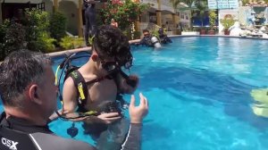 Филиппины, остров Миндоро, Сабанг,  Дайв центр FunDivers