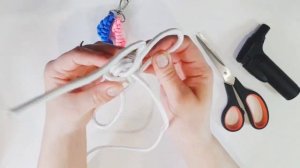 DIY Monkeys fist knot. Как сделать брелок "Обезьяний кулак". Декоративный узел техники макраме.