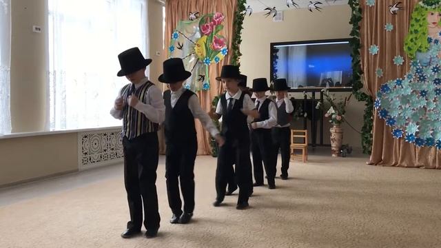 С ПРАЗДНИКОМ 8 МАРТА! 2018 ГОД.ИЛЮШЕНЬКА.3. смотреть онлайн