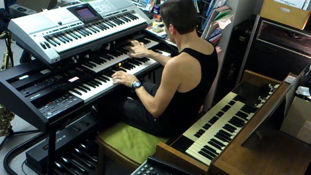 Art Blakey's tune Moanin' Organ Solo in the Style of Rhoda Scott смотреть онлайн