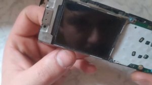 Что там внутри? - Разбираем Nokia X2-00
