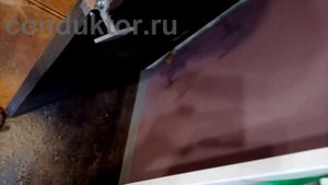 Врезка двух  замков кондуктором.