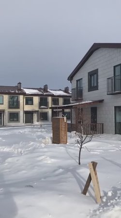 Даже зимой в таких таунхаусах ?