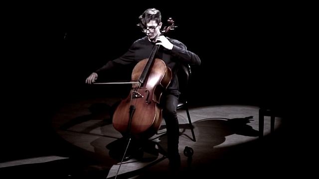 Бах сюита №1 для виолончели -прелюдия, исп. Михаил Пейсель смотреть онлайн