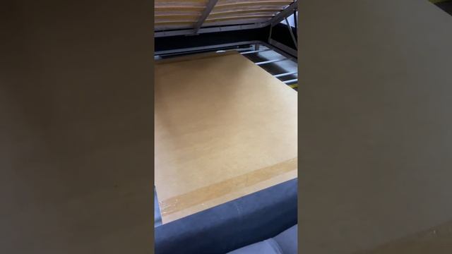 Кровать Сириус, Фабрика Нега
