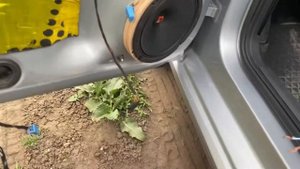Замена штатной акустики Volkswagen Polo на динамики DL Audio Raven 165