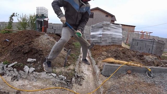 ЦОКОЛЬ для бани 4 x 8 из бетонного блока за 8 часов!ЭТО БЫЛО ЖЕСТКО!
