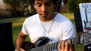 Michael Jackson - Billie Jean -  Amazing performance- Guitar Cover by Damian Salazar