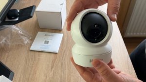 Камера для дома , квартиры EZVIZ C6N .