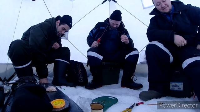 Оторвались по полной! Месяц Март Сиг,Корюшка!  Пролив Экостровский!