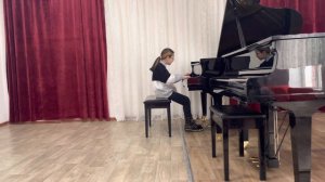 Серікбай Алтынай                                И.С.Бах Трехголосная инвенция фа мажор