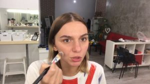 Как наносить тональный крем кистью