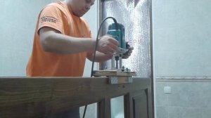 Врезка замка в межкомнатную дверь с четвертью.