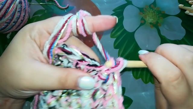 МК .Корзинка. Вяжем из остатков пряжи. красивая,яркая