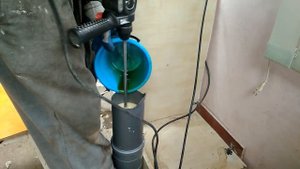 Приспособление для экономии компонентов ППУ при размешивании и заливке.