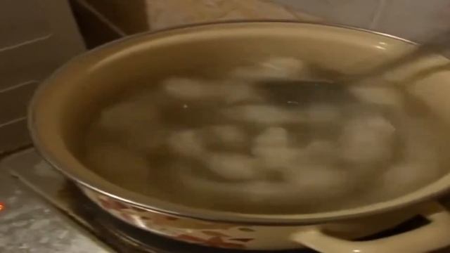 пельмени кружатся в белом танце смотреть онлайн