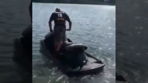 Покатушки на гидроцикле с двигателем от машины.