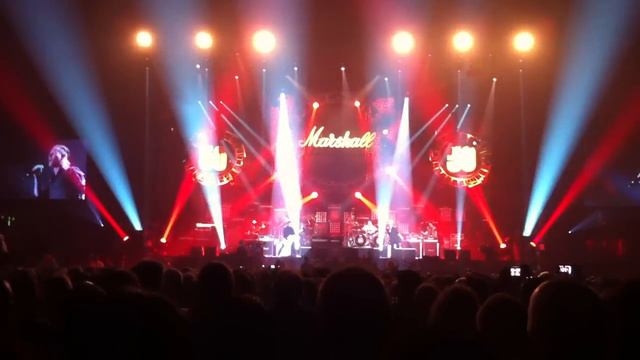 Marshall 50th Anniversary Concert - Billy Duffy смотреть онлайн