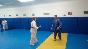 Варианты защиты от ударов ножом.