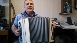 Вот пуля просвистела. на баяне