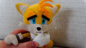 Tails' Broken Arm! - Sonic and Friends